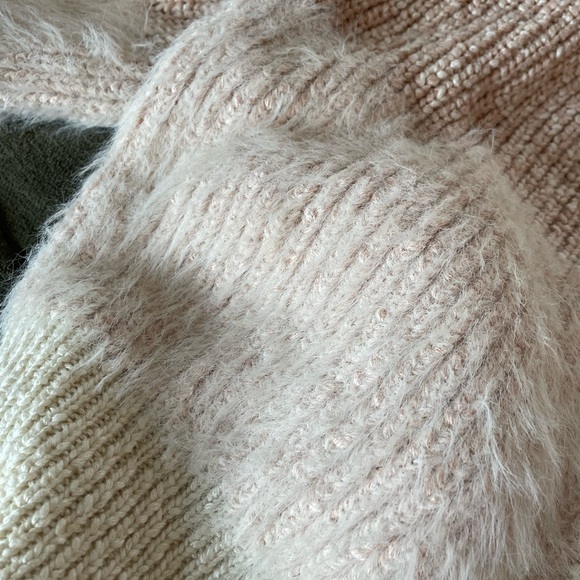 Lush Sweater - Picture 7 of 10